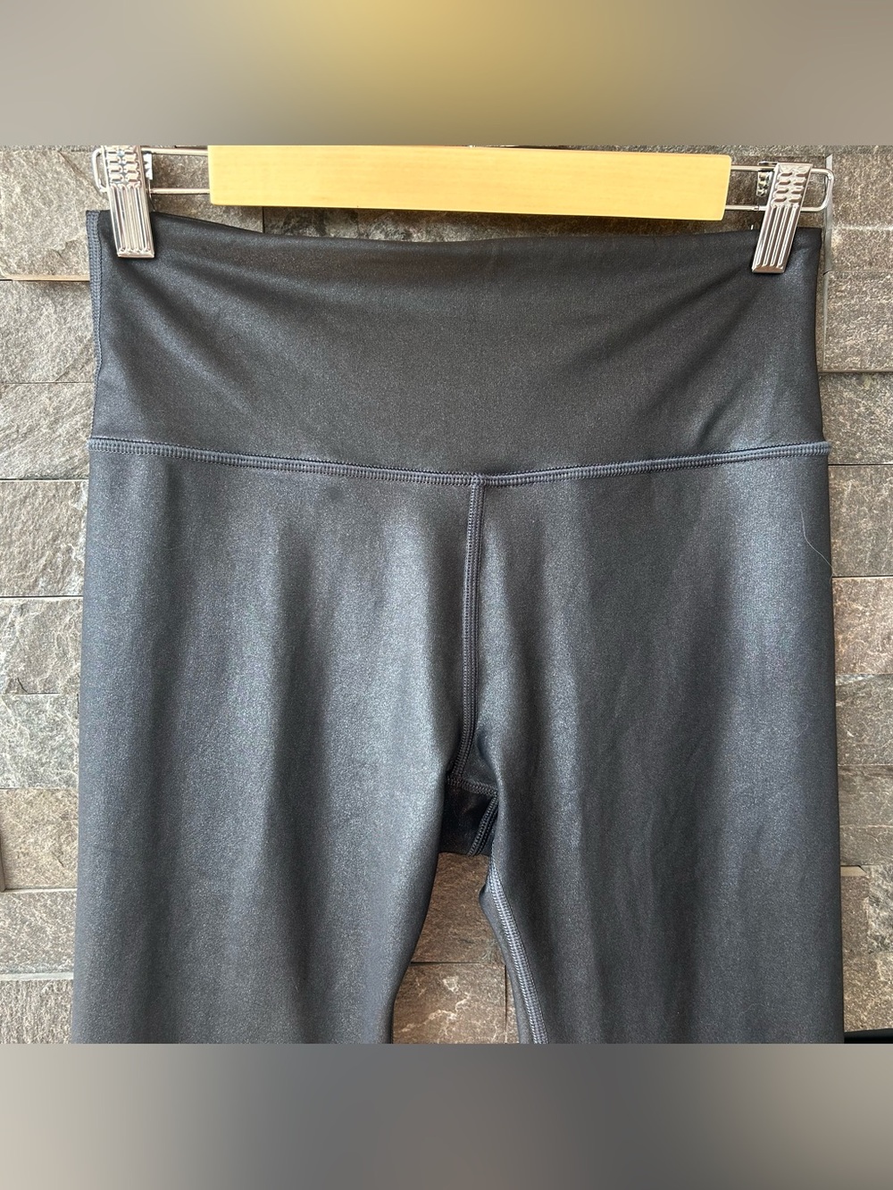 Athleta Elation Shine Leggings in Black - Picture 3 of 6